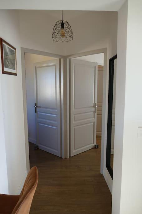 Appartement Clim & Piscine Sur Golf Pont-Royal Exterior foto